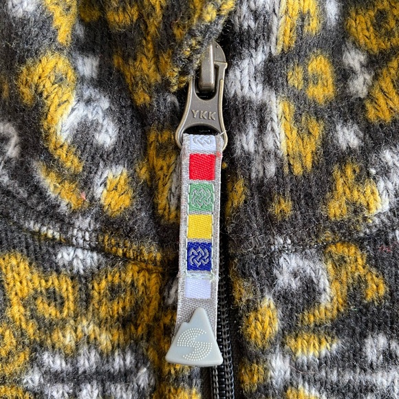 Sherpa Adventure Gear Pullover - Picture 7 of 10